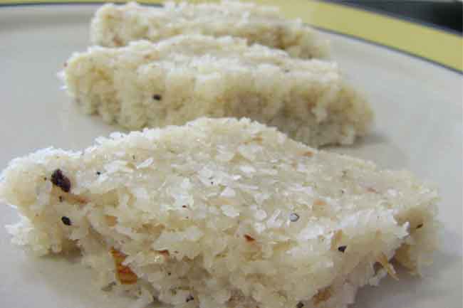नारियल बर्फी